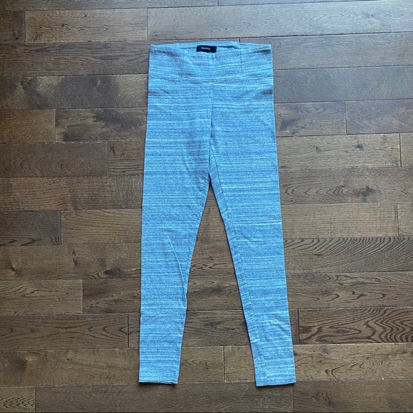 Aritzia Pants - 🚨50% OFF🚨 Talula Leggings